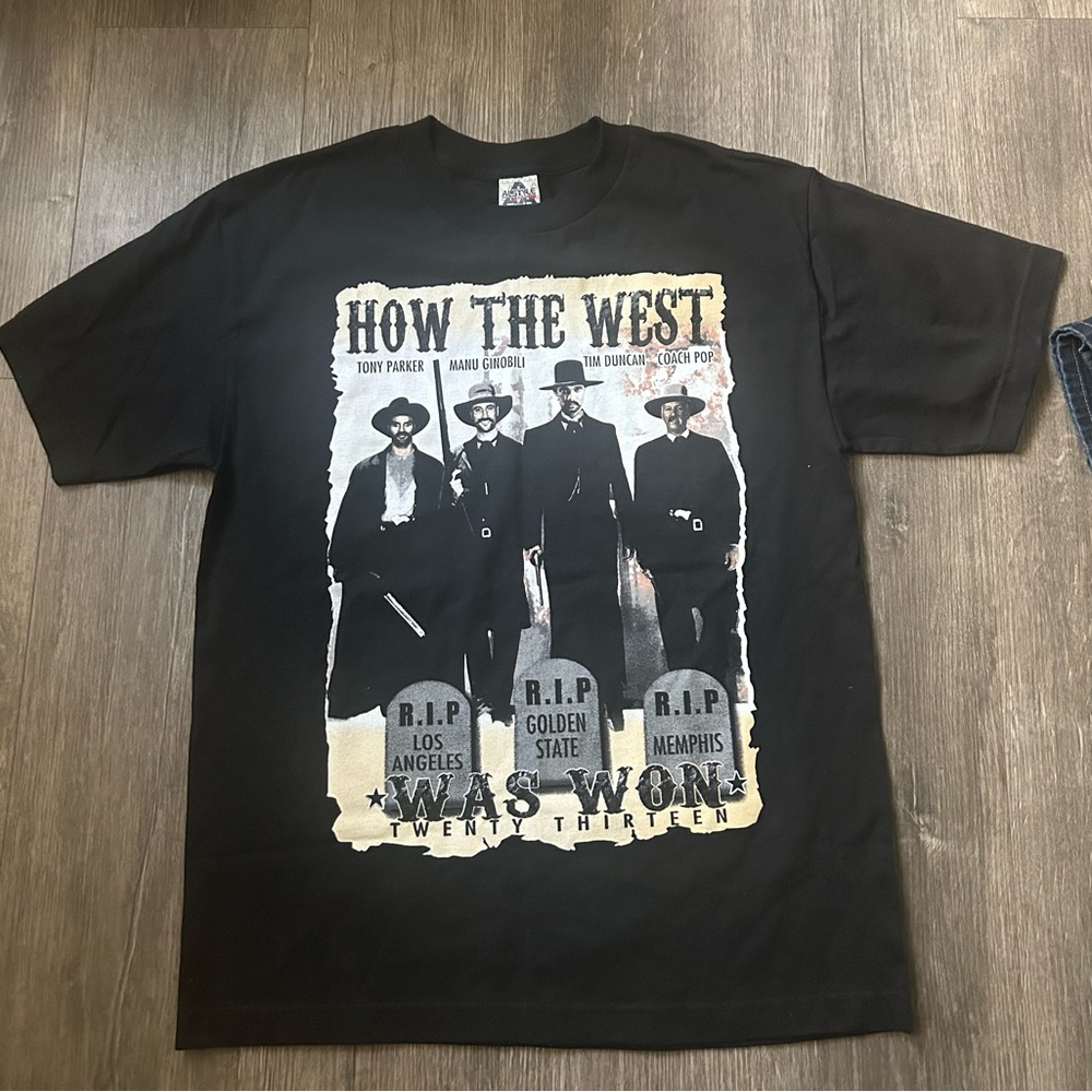 San Antonio Spurs “How The West Was Won” Vintage Tee
